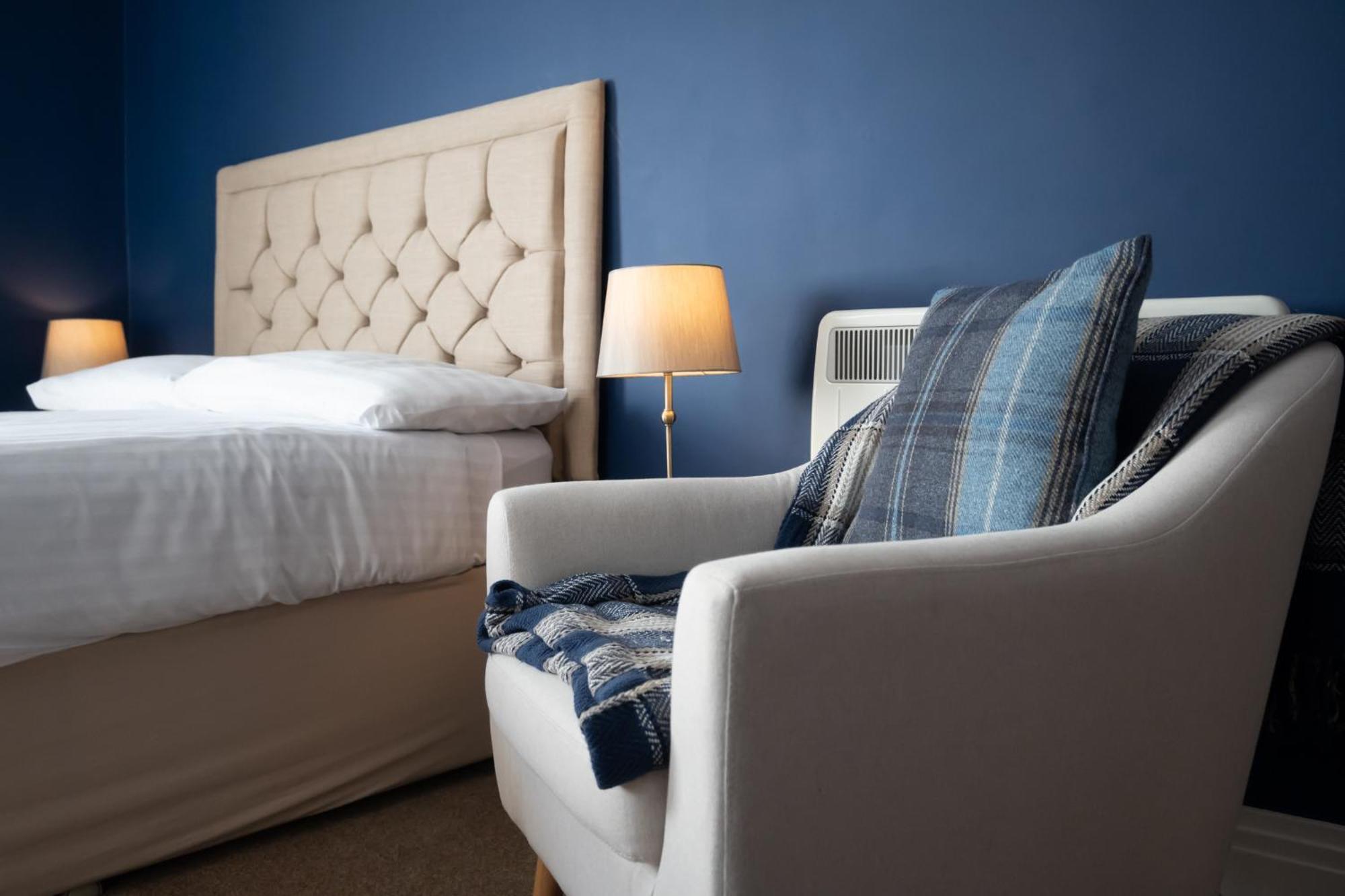 Ord Arms Hotel Muir of Ord Extérieur photo
